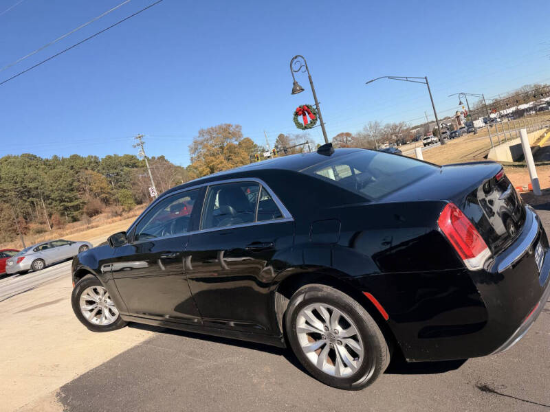 2016 Chrysler 300 Limited