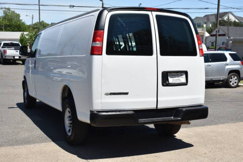 2018 Chevrolet Express 2500