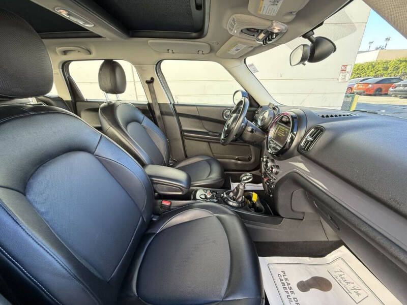 2017 MINI Countryman Cooper