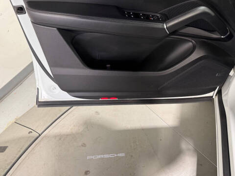 2022 Porsche Cayenne