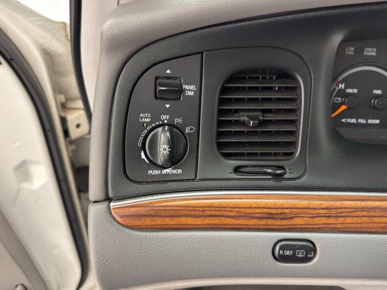 1997 Ford Crown Victoria LX