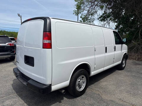 2021 Chevrolet Express 2500