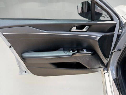 2022 Kia K5