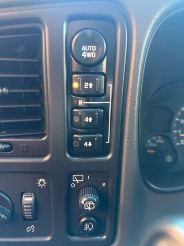 2005 Chevrolet Suburban 2500 LT