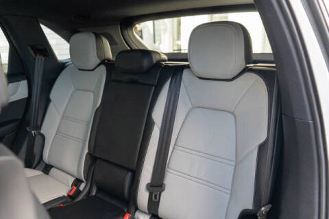 2024 Porsche Cayenne