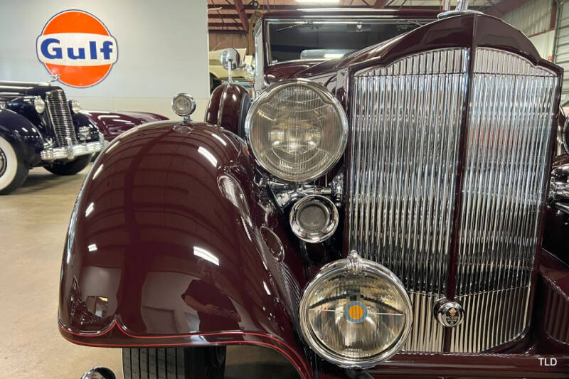 1934 Packard Super Eight