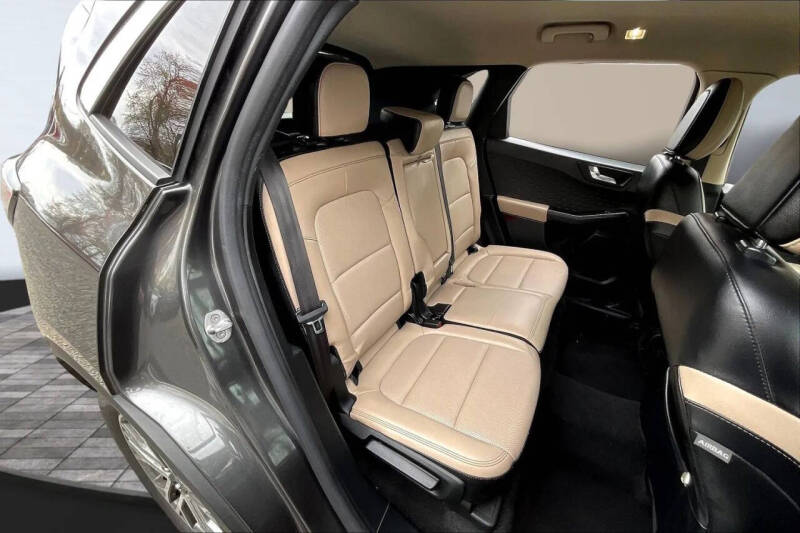 2020 Ford Escape SEL