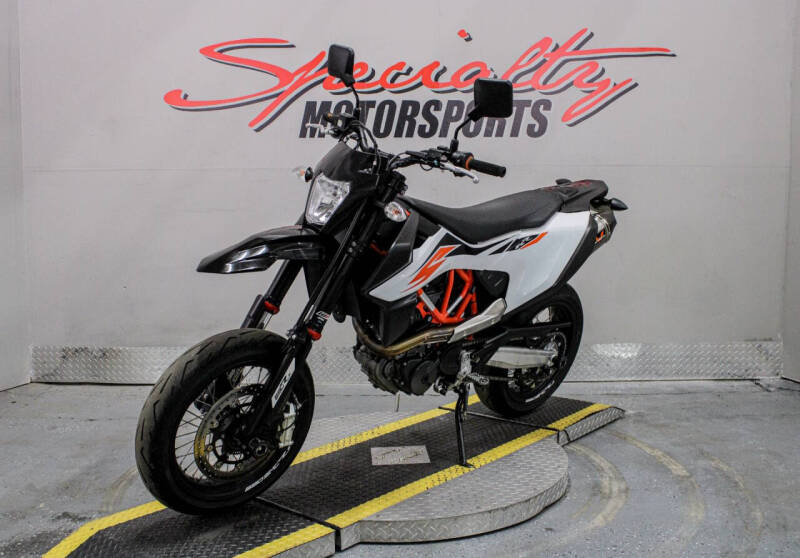2019 KTM 690 SMC R