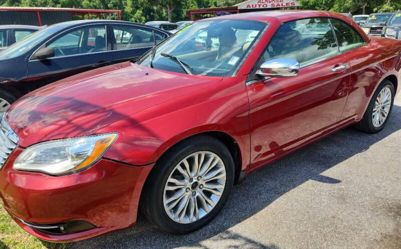2013 Chrysler 200 Limited