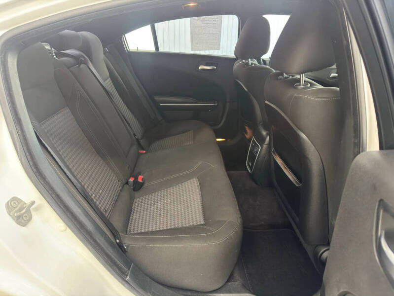 2017 Dodge Charger SXT