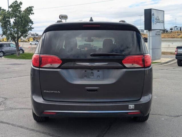 2020 Chrysler Pacifica for sale at Axio Auto Boise in Boise, ID