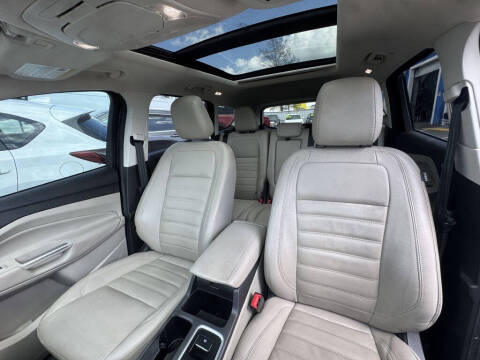 2019 Ford Escape Titanium