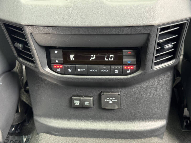 2023 Toyota Sequoia Platinum