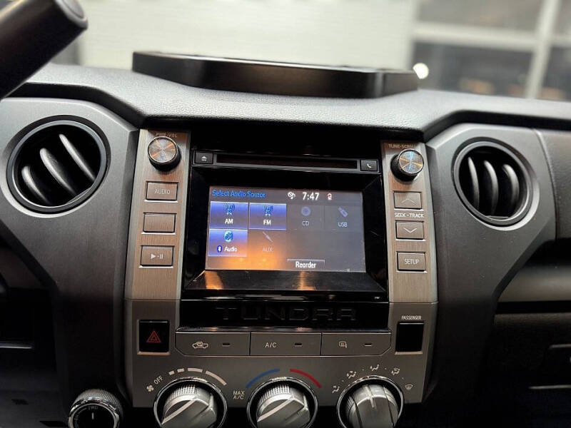 2015 Toyota Tundra SR5