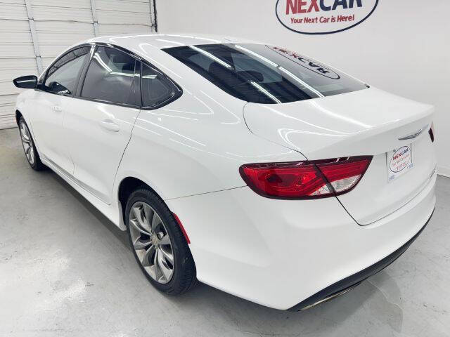 2015 Chrysler 200 S