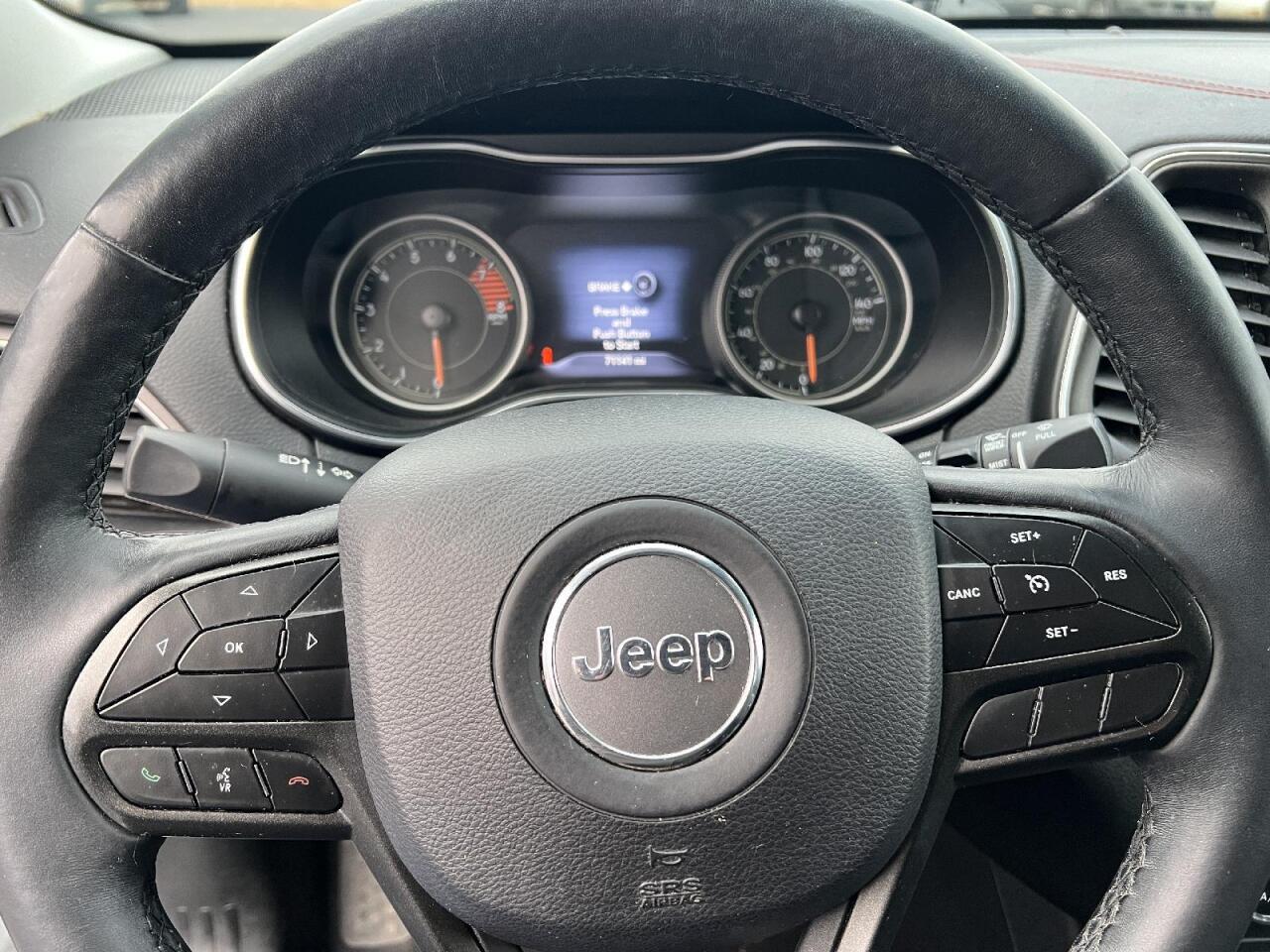 2019 Jeep Cherokee 18