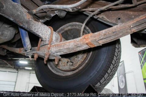 1951 Packard 200 Deluxe