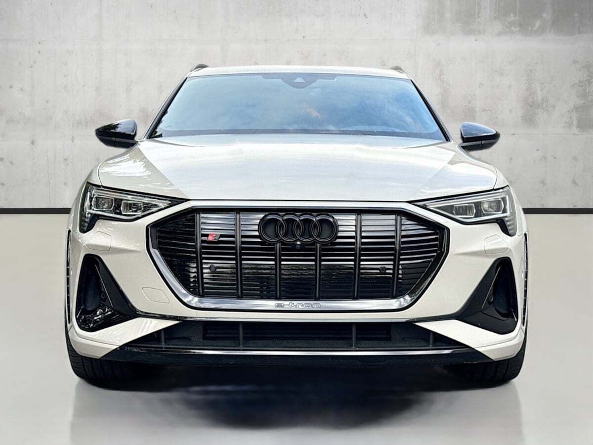 2022-audi-e-tron-s-quattro-prestige-awd-4dr-suv.jpg