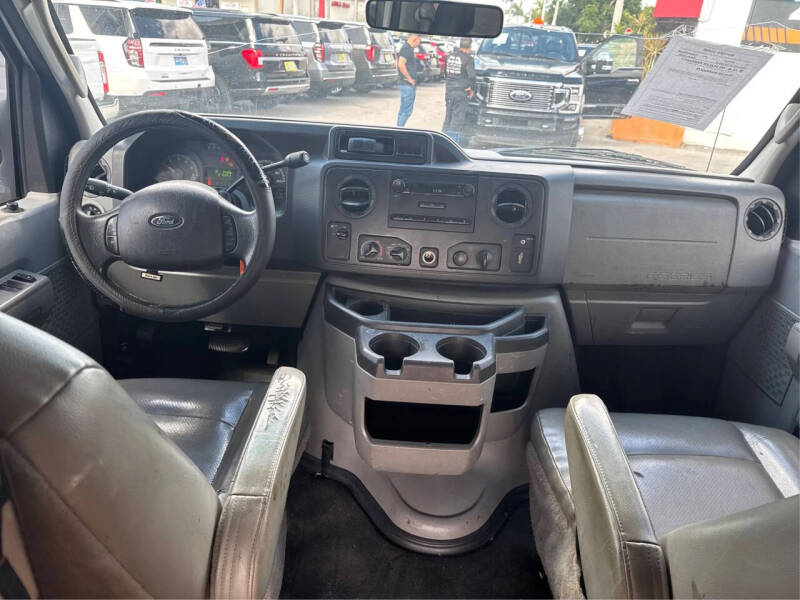 2012 Ford E-Series E-250