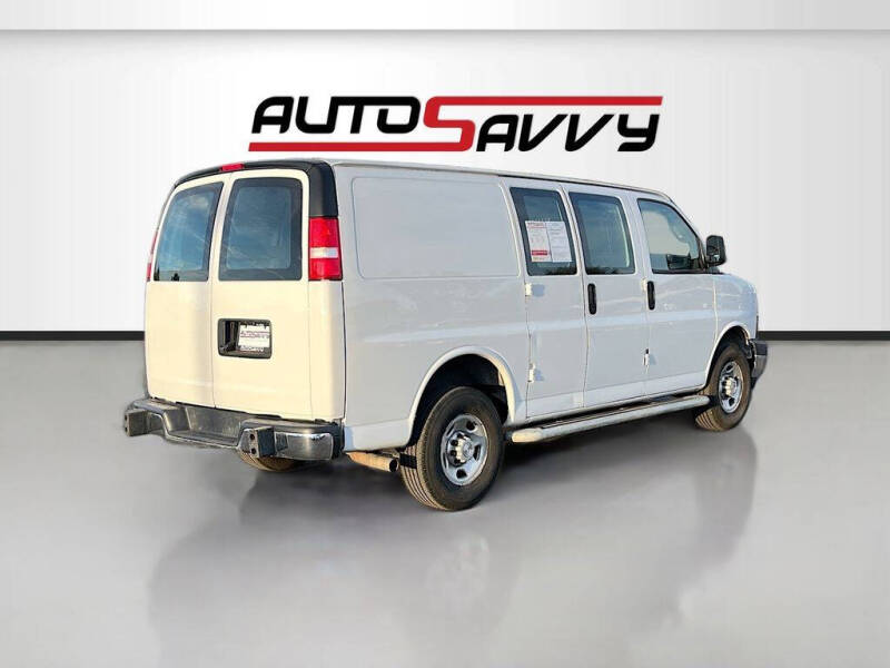 2023 Chevrolet Express 2500