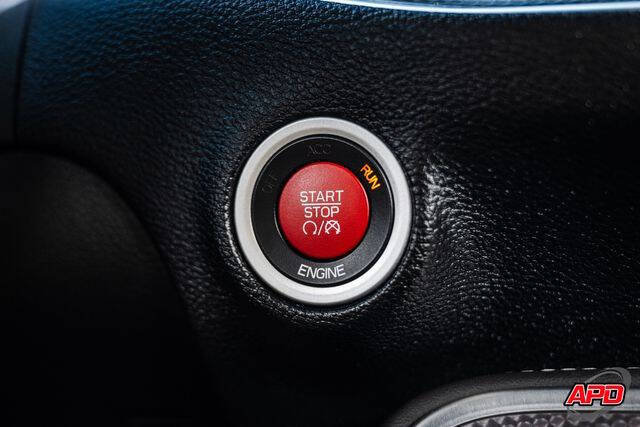 2015 Dodge Challenger SRT Hellcat