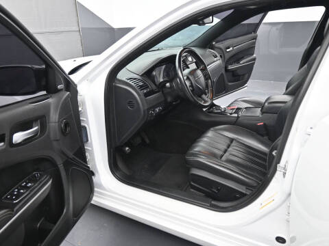 2019 Chrysler 300 S