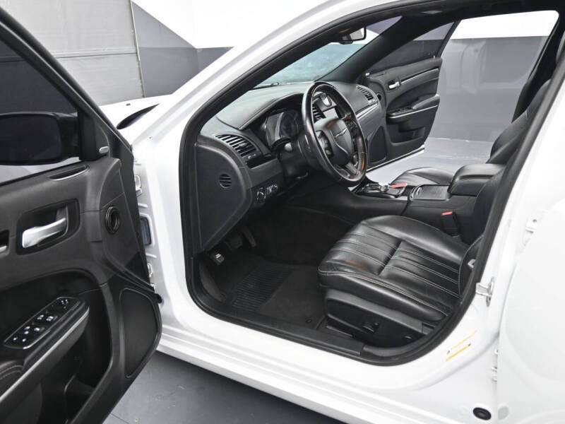 2019 Chrysler 300 S