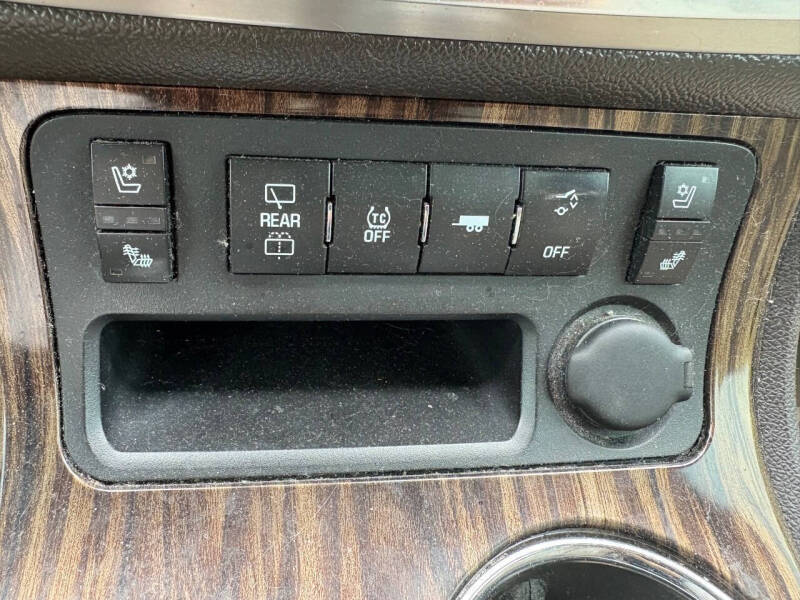 2013 GMC Acadia Denali