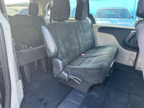 2015 Dodge Grand Caravan American Value Package