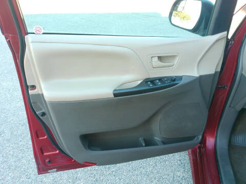 2018 Toyota Sienna L 7-Passenger