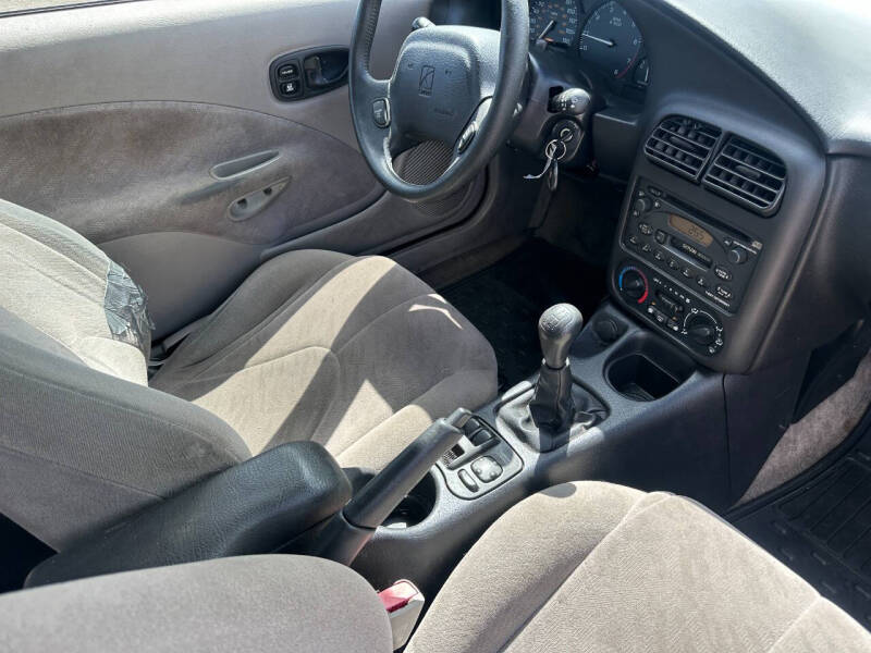 2001 Saturn S-Series SC2