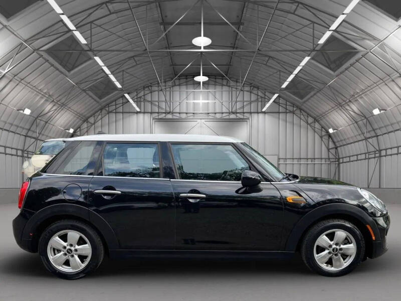2016 MINI Hardtop 4 Door Cooper