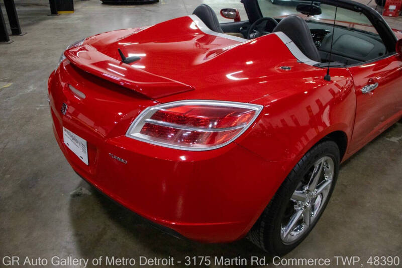 2009 Saturn SKY Red Line