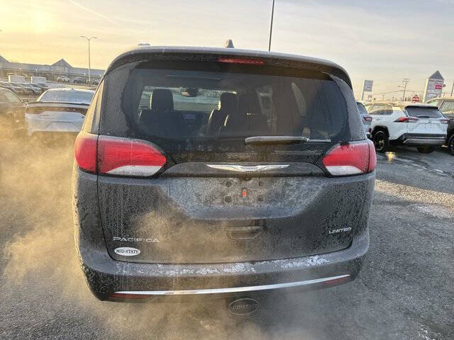 2017 Chrysler Pacifica for sale at Mid-State Pre-Owned in Beckley, WV