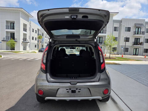 2019 Kia Soul +