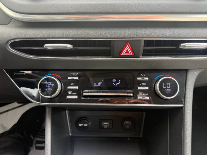 2022 Hyundai Sonata Hybrid Blue