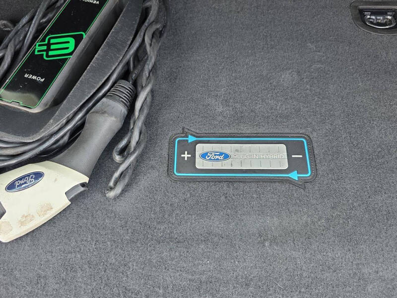 2017 Ford C-MAX Energi SE