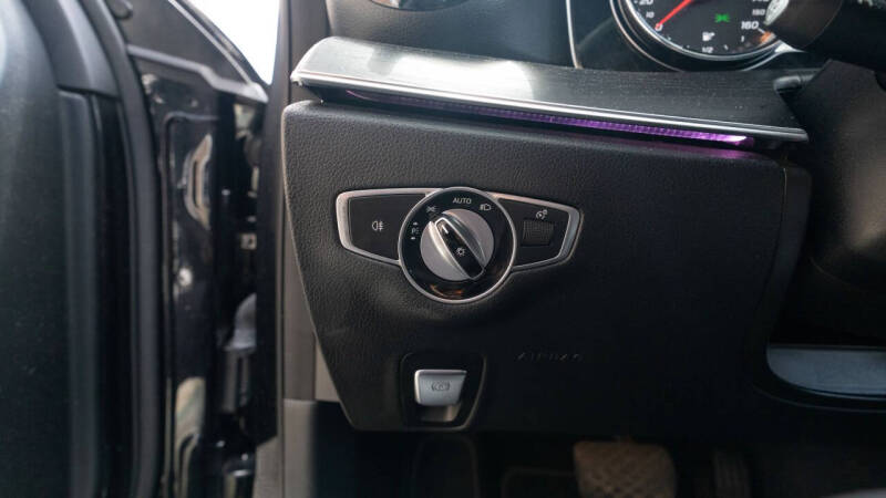 2019 Mercedes-Benz E-Class E 300