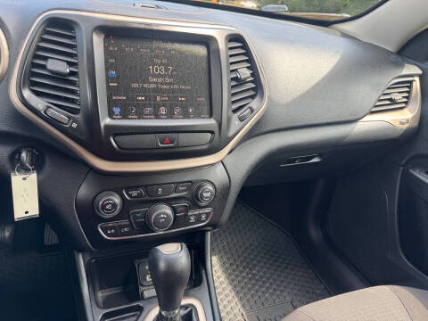 2016 Jeep Cherokee Latitude Altitude