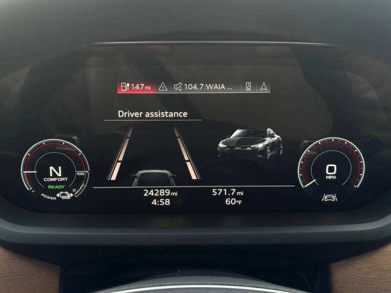 2022 Audi e-tron GT quattro Premium Plus