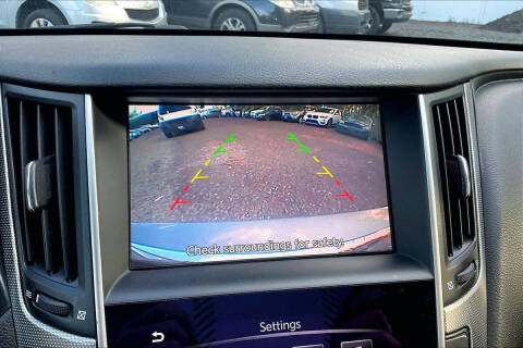 2015 Infiniti Q50