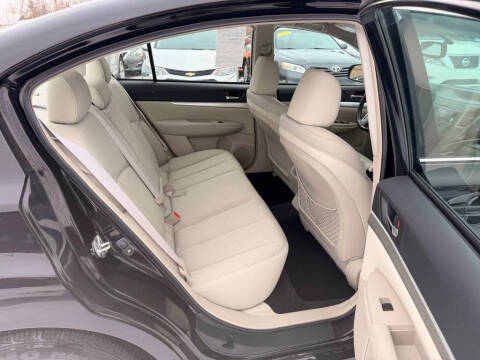 2011 Subaru Legacy 2.5i Premium