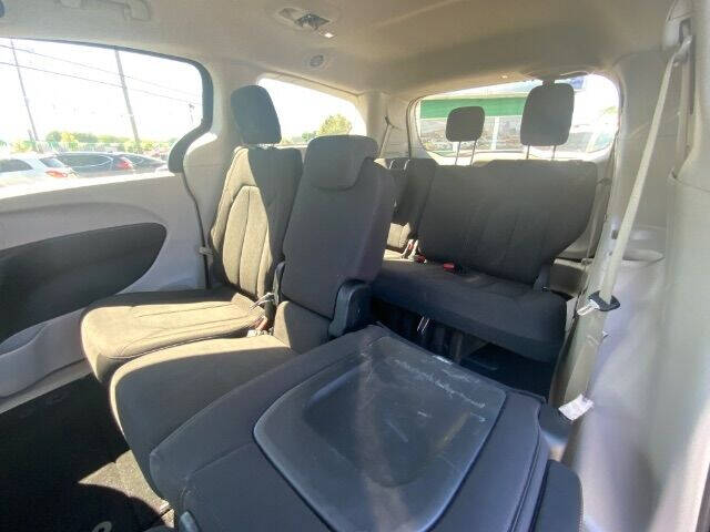 2017 Chrysler Pacifica Touring