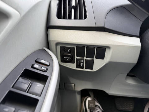 2012 Toyota Prius Four