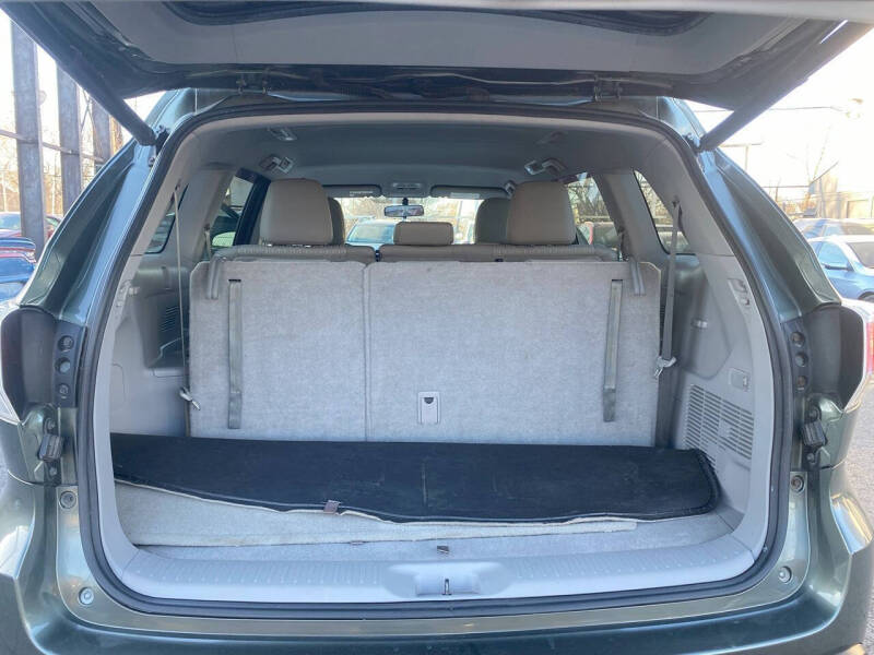 2016 Toyota Highlander LE