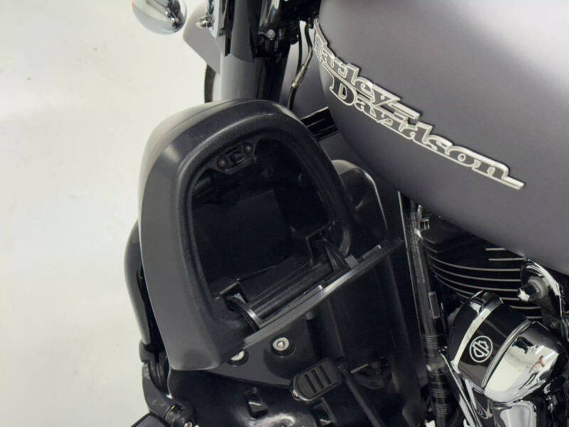 2017 Harley-Davidson Street Glide Special