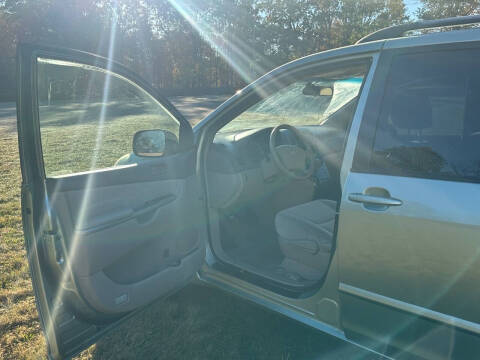 2008 Toyota Sienna CE 7-Passenger