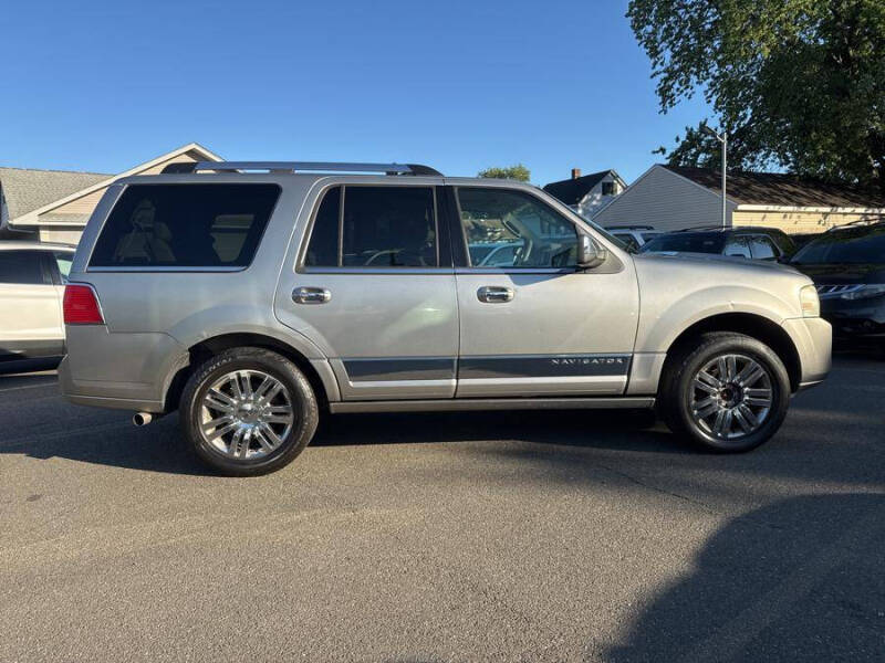 2008 Lincoln Navigator