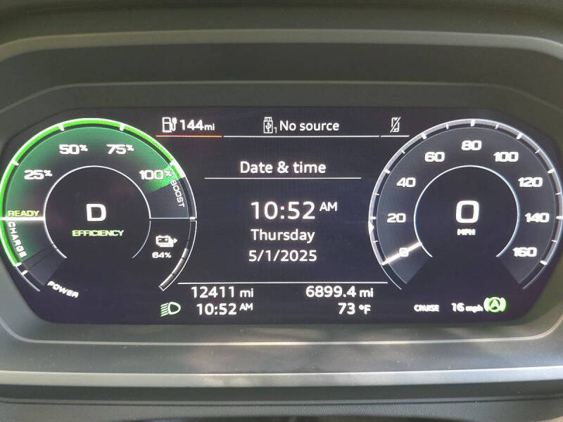 2023 Audi Q4 e-tron quattro Premium 50