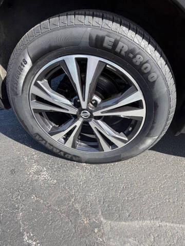 2017 Nissan Rogue SL